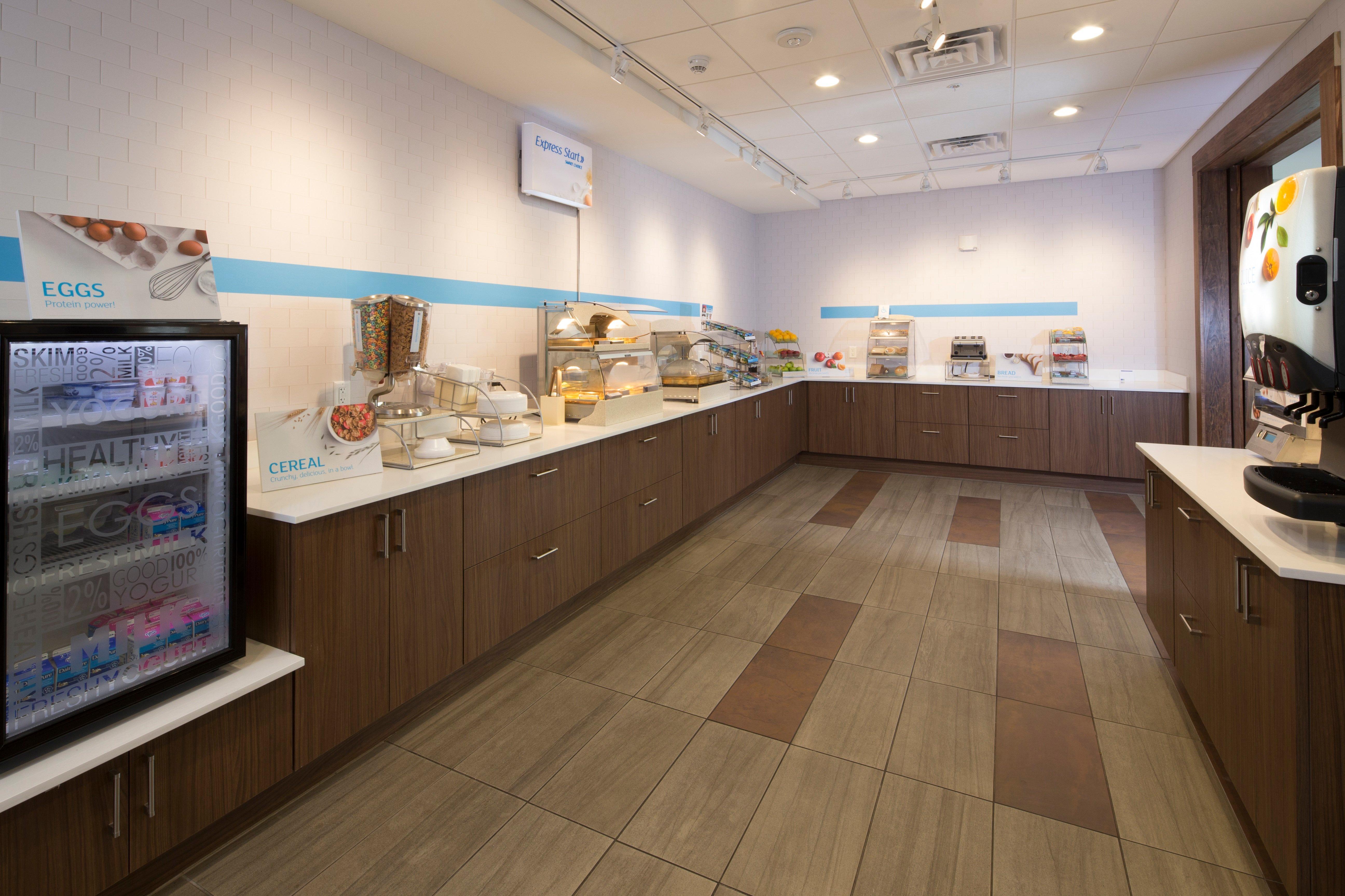 Holiday Inn Express & Suites Alpena - Downtown By Ihg Exterior foto